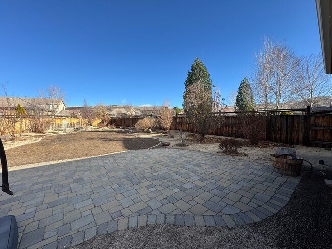 Building Photo - 4 Bedroom, 3 car garage- Foothills at Wingfield Springs. Pets welcome!