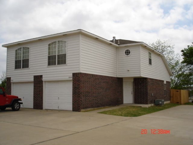 Building Photo - 3320-3322 Ridgecrest Cir