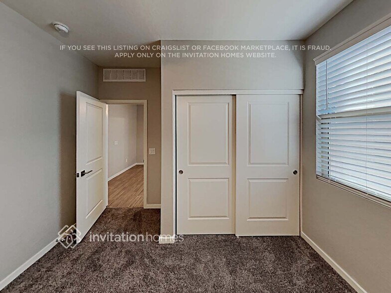 Building Photo - 4058 W Crossflower Ave