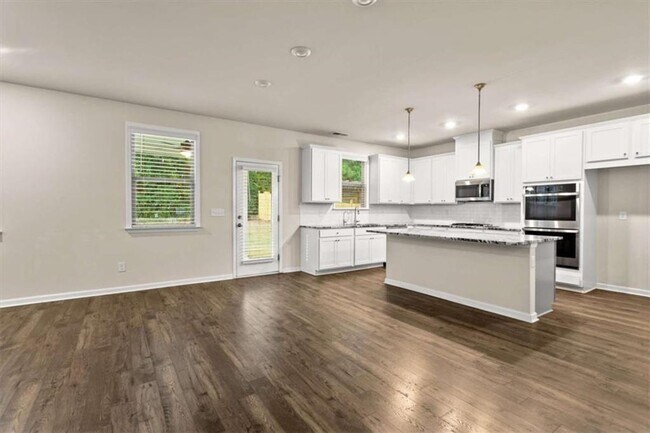 Building Photo - 3217 Hidden Valley Cir