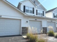 Building Photo - 810 Woodewind Dr