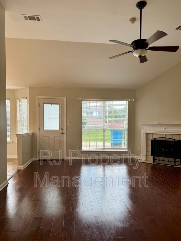 Building Photo - 11579 Mahogany Dr
