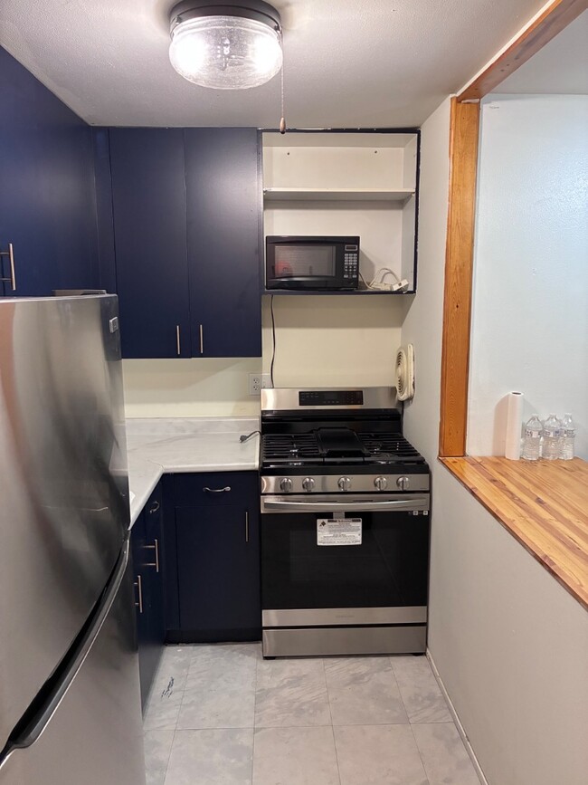 Building Photo - 2222 E Belleview Pl