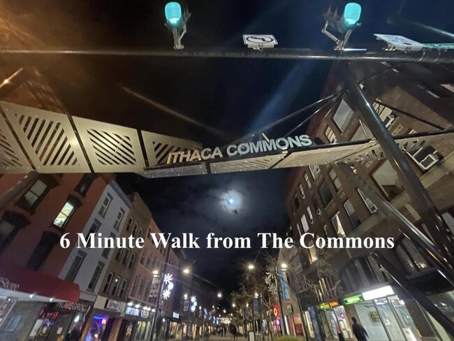 Building Photo - 103 E Spencer St