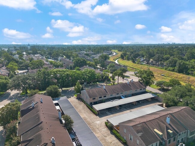 Building Photo - 5801 Lumberdale Rd