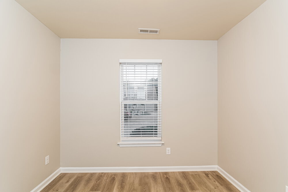 Building Photo - 821 Skinner Dr