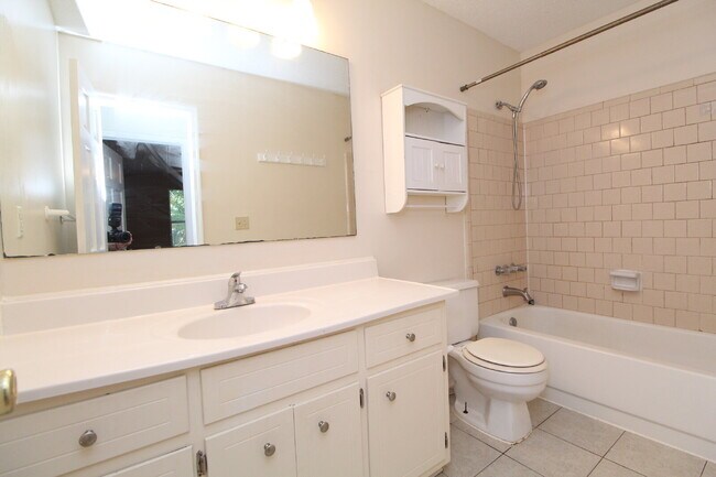 Building Photo - Updated 2BR/1BA West Pensacola Home with Fenced Backyard, Fireplace & Convenient Access to Mobile...