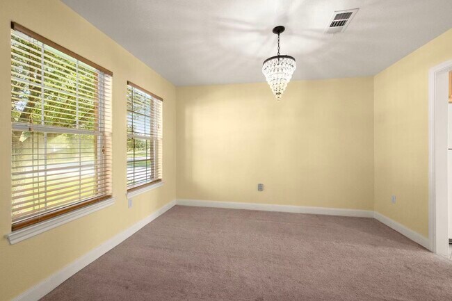 Building Photo - 3212 Glastonbury Dr