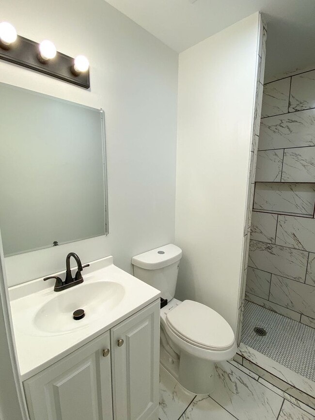 Building Photo - 4 bedroom, 2 bathroom in Southaven recentl...