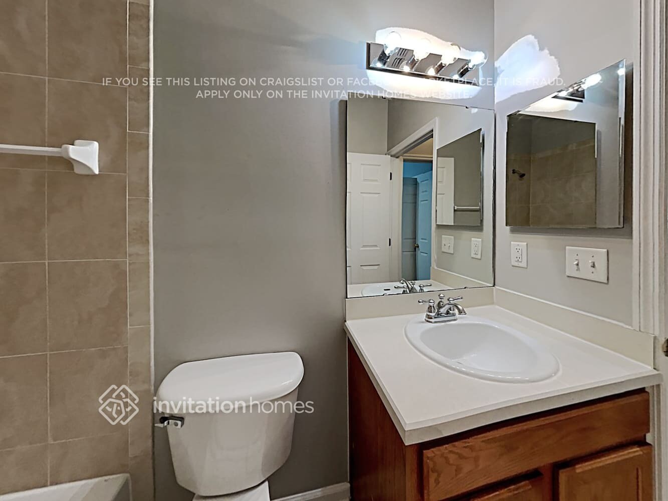 Building Photo - 534 Roserush Ln