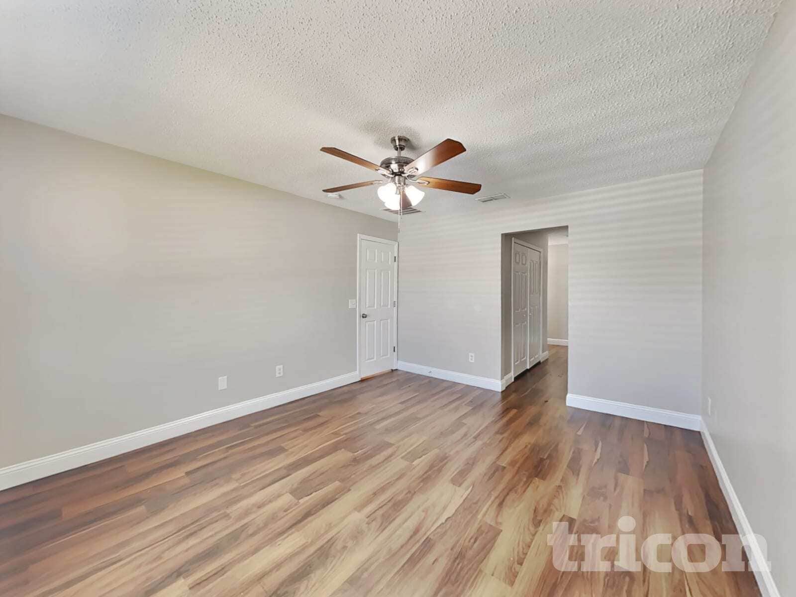 Building Photo - 1559 Guardian Dr