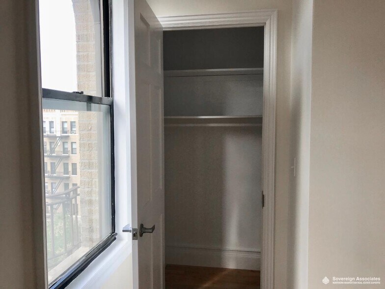 Building Photo - 250 Fort Washington Ave