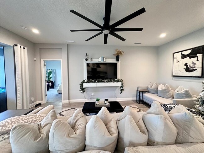 Building Photo - 2716 Butterfly Jasmine Trail