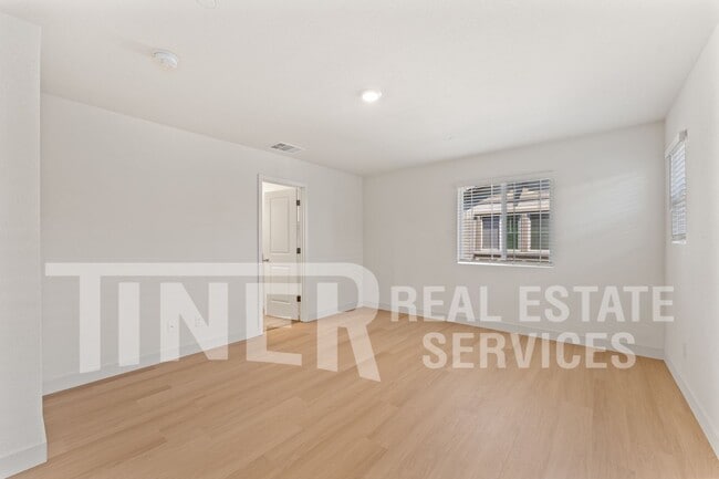 Building Photo - 3117 Pruett Dr