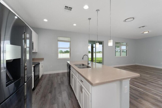 Building Photo - 12845 Sawgrass Pine Cir