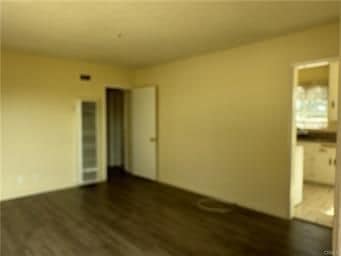 Building Photo - 525 Windsor Rd