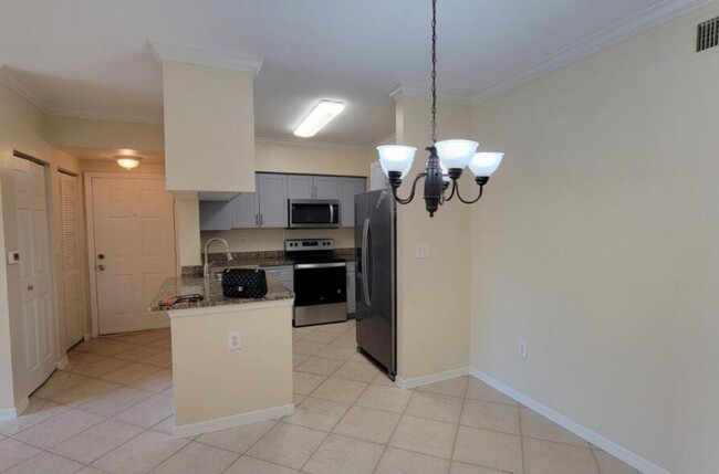 Building Photo - 6533 Emerald Dunes Dr