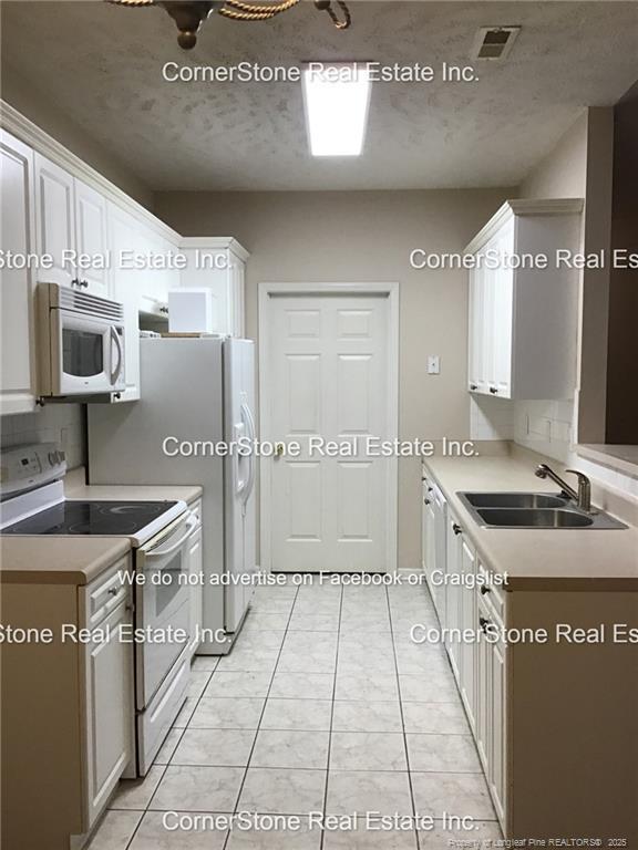 Building Photo - 4050 Bardstown Ct