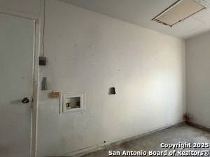 Building Photo - 7218 Glen Trail