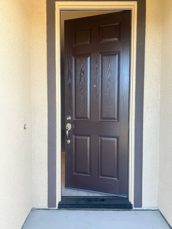 Building Photo - 741 Skyler Ct