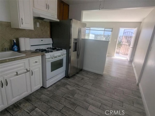 Building Photo - 126 Avenida Pelayo