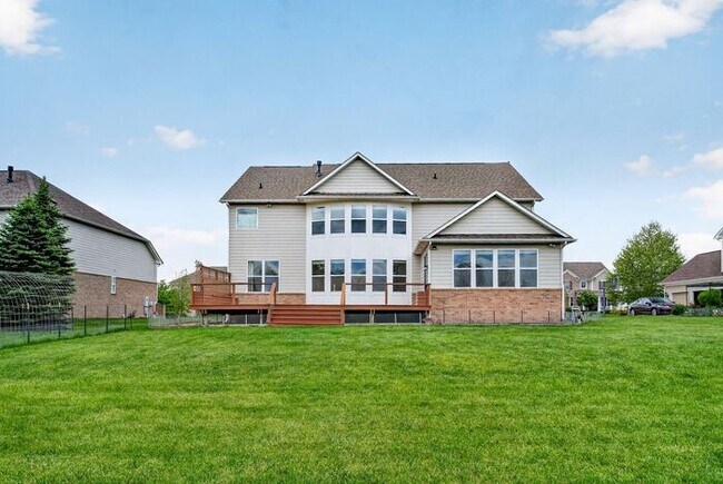 Building Photo - Modern Luxury with Waterfront Views in West Carmel
