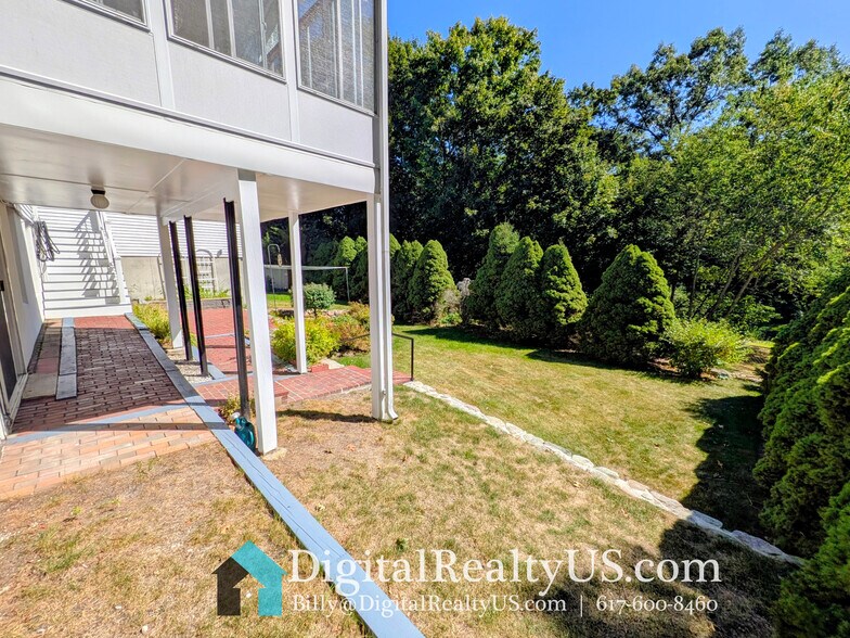 Building Photo - 57 Strafford Rd