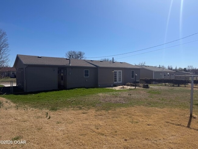 Building Photo - 2312 S Patterson Ave