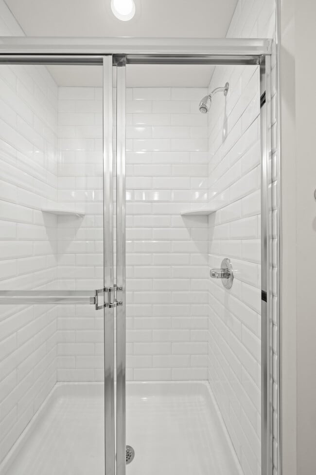 Building Photo - 916 Star of Danube Way