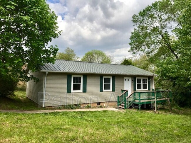 Building Photo - 74 Buffalo St