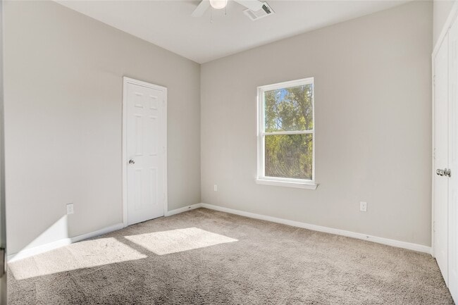 Building Photo - 1045 Marcolin St
