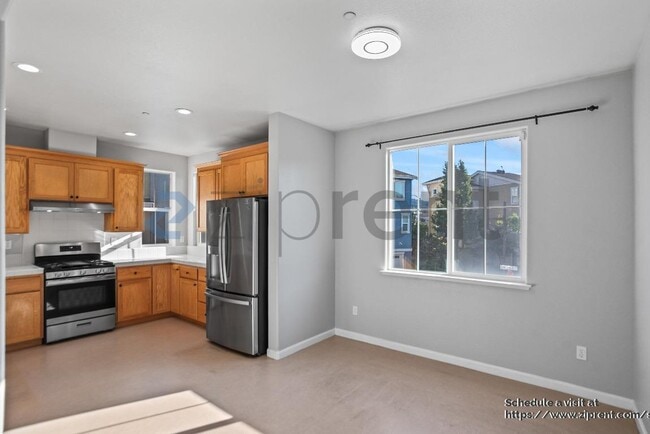 Building Photo - 18404 Emerald Ln