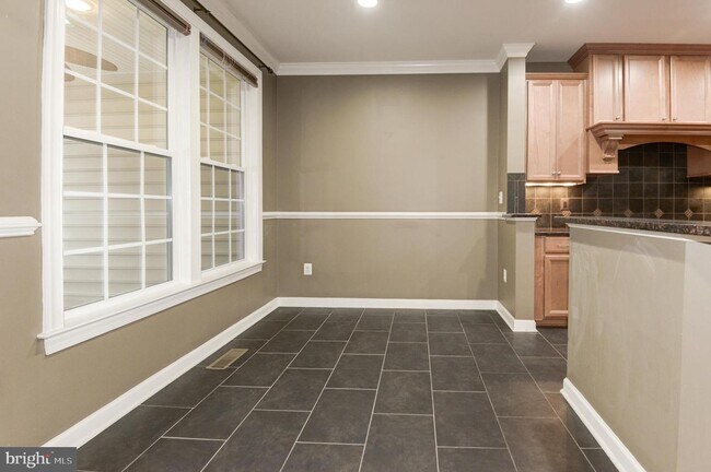 Building Photo - 24951 Avonlea Dr