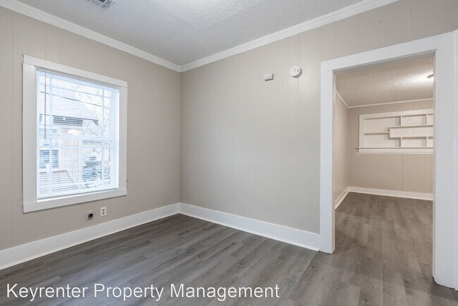 Building Photo - 3 br, 1 bath House - 443 S 53rd West Ave