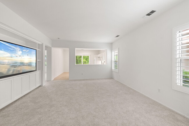 Building Photo - 78685 Rockwell Cir