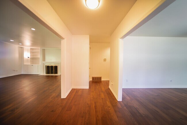 Building Photo - Greenleaf House: A Sustainable and Eco-Friendly Home!