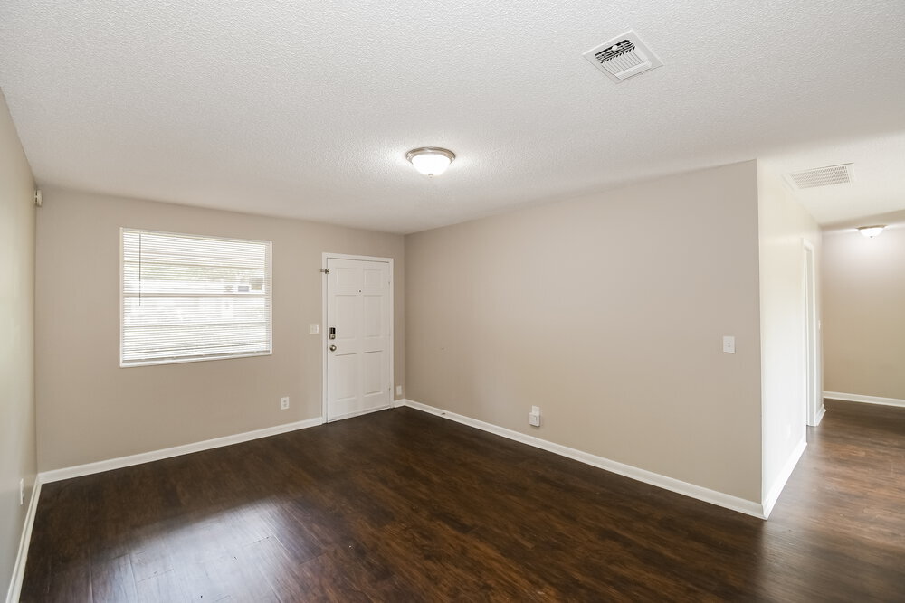 Building Photo - 5038 Locksley Ave