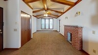 Building Photo - 11 E Gilman St