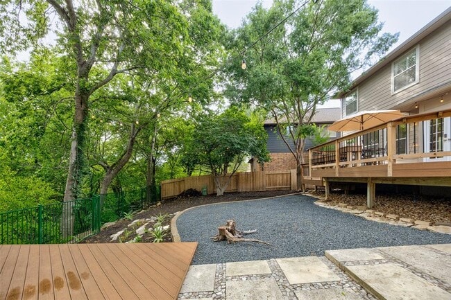 Building Photo - 4033 Canyon Glen Cir