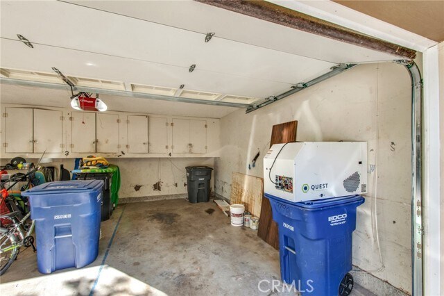 Building Photo - 9790 Caminito Bolsa