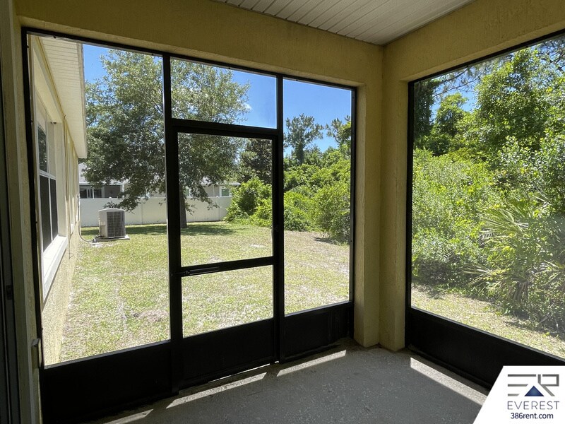 Building Photo - 2 Roxboro Dr