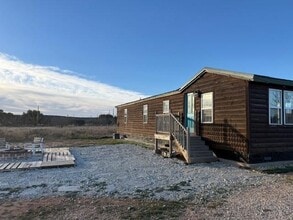 Building Photo - 601 Co Rd 274