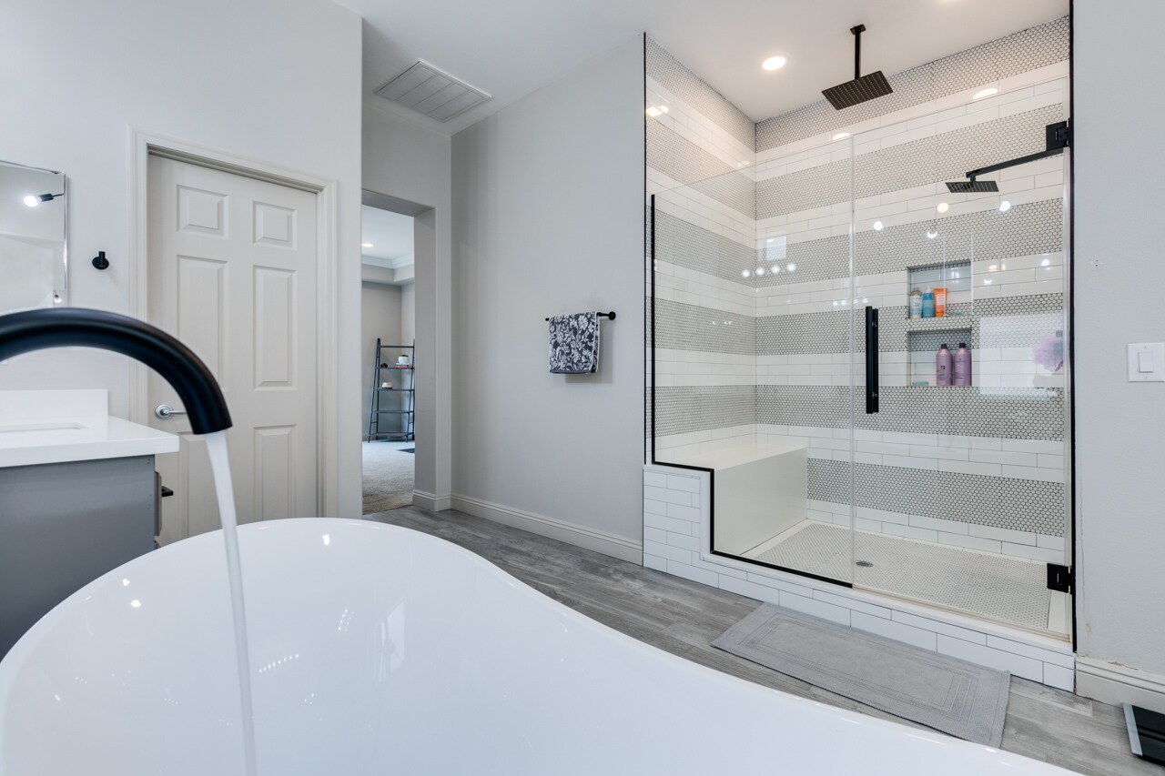 Building Photo - 65 Teahouse St