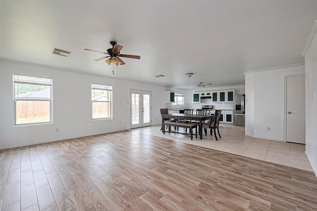 Building Photo - 508 Birch Cluster Ct