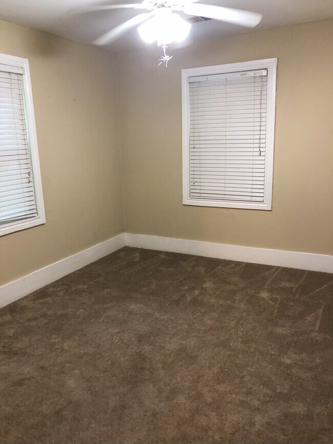 Building Photo - 703 Buford Hwy