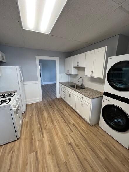 Building Photo - 167 Park Rd