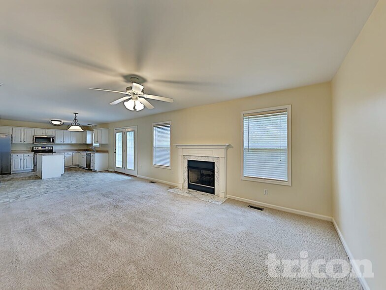 Building Photo - 2014 Trenton Dr
