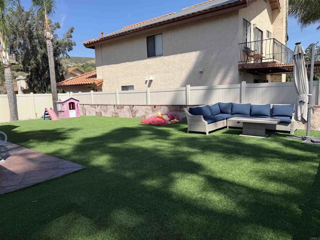 Building Photo - 10221 Greenleaf Rd