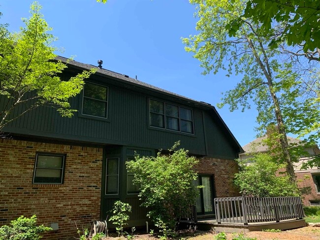 Building Photo - 18325 Forest Terrace