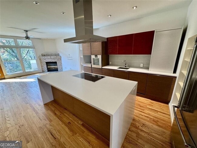 Building Photo - 1327 Peachtree View NE